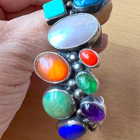 NATIVE AMERICAN NAKAI MULTI GEMSTONES STERLING SILVER BANGLE CUFF BRACELET 71GR